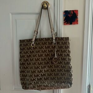 Michael Kors Tote